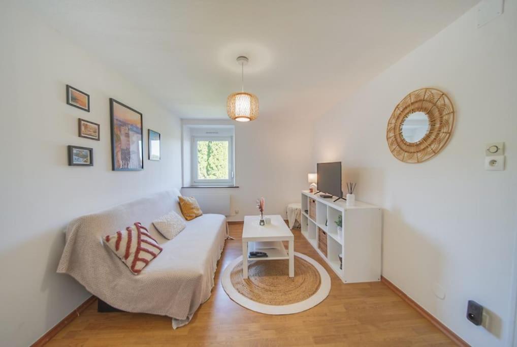Charmant Appartement 2 Chambres Proche Luxembourg Redange Luaran gambar